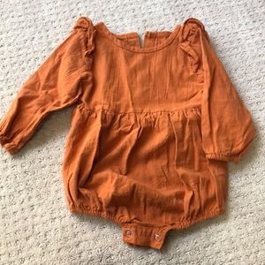 Boutique orangey rust pumpkin color bubble onesie with ruffles perfect condition